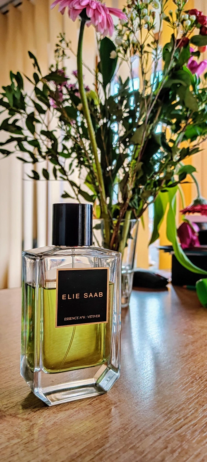 Elie Saab Essence No. 6 Vetiver Elie Saab Essence No. 6 Vetiver