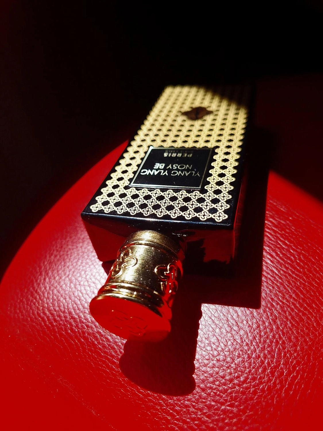 Perris Monte Carlo Ylang Ylang Nosy Be