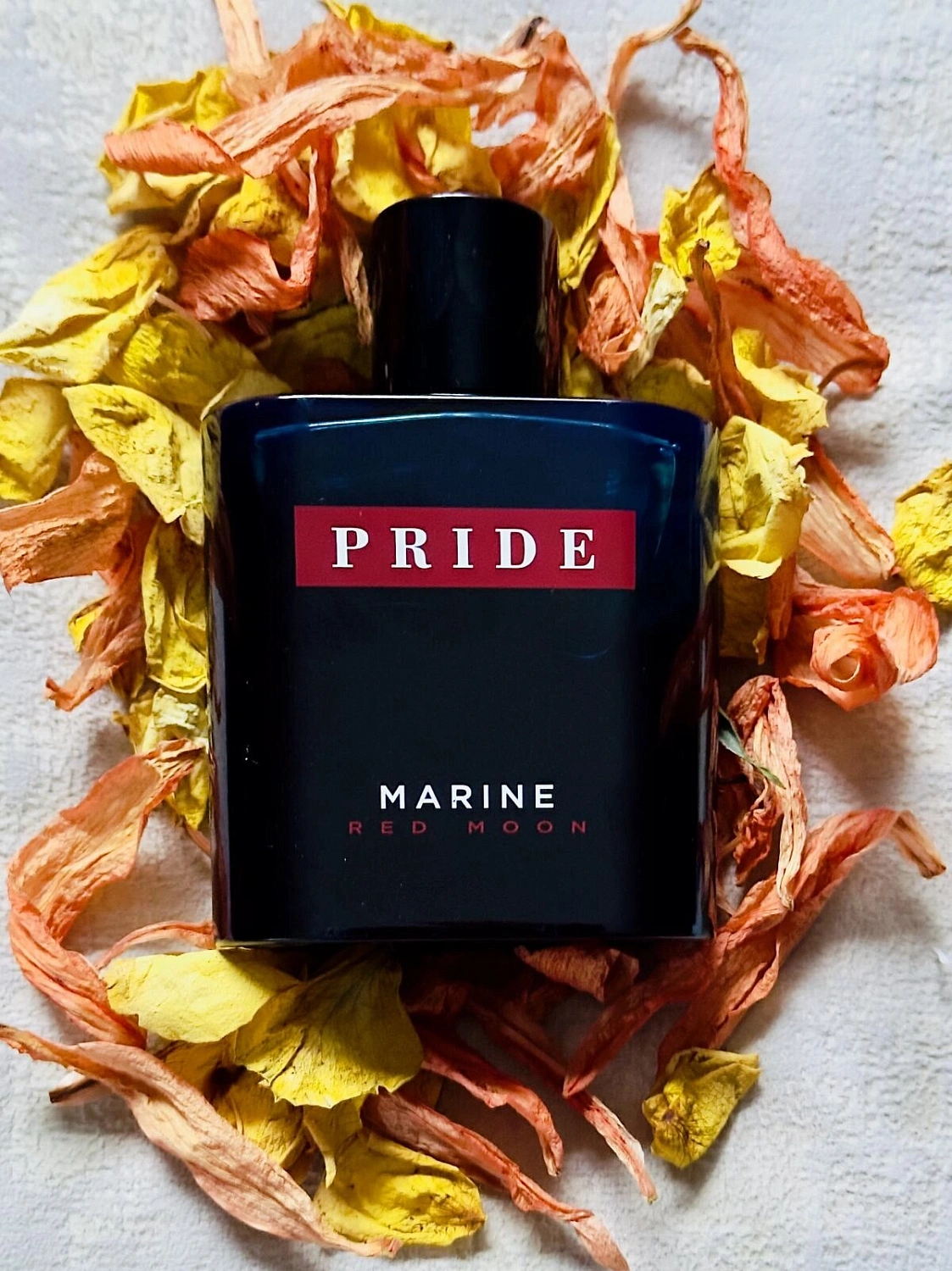 Fragrance World Pride Marine Red Moon