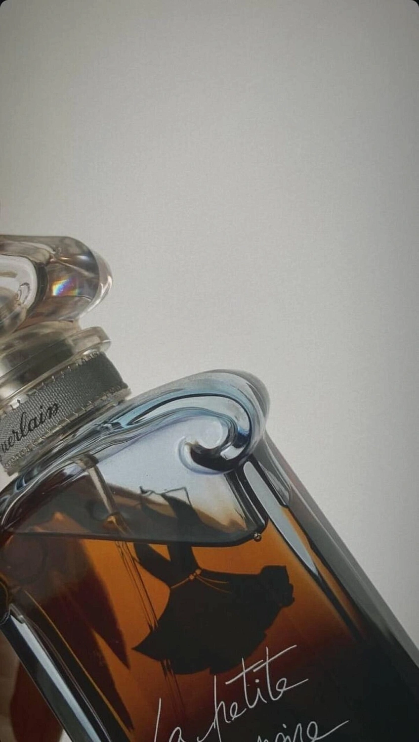 Guerlain La Petite Robe Noire Intense