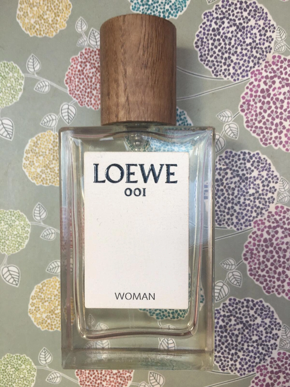 Loewe 001 Woman