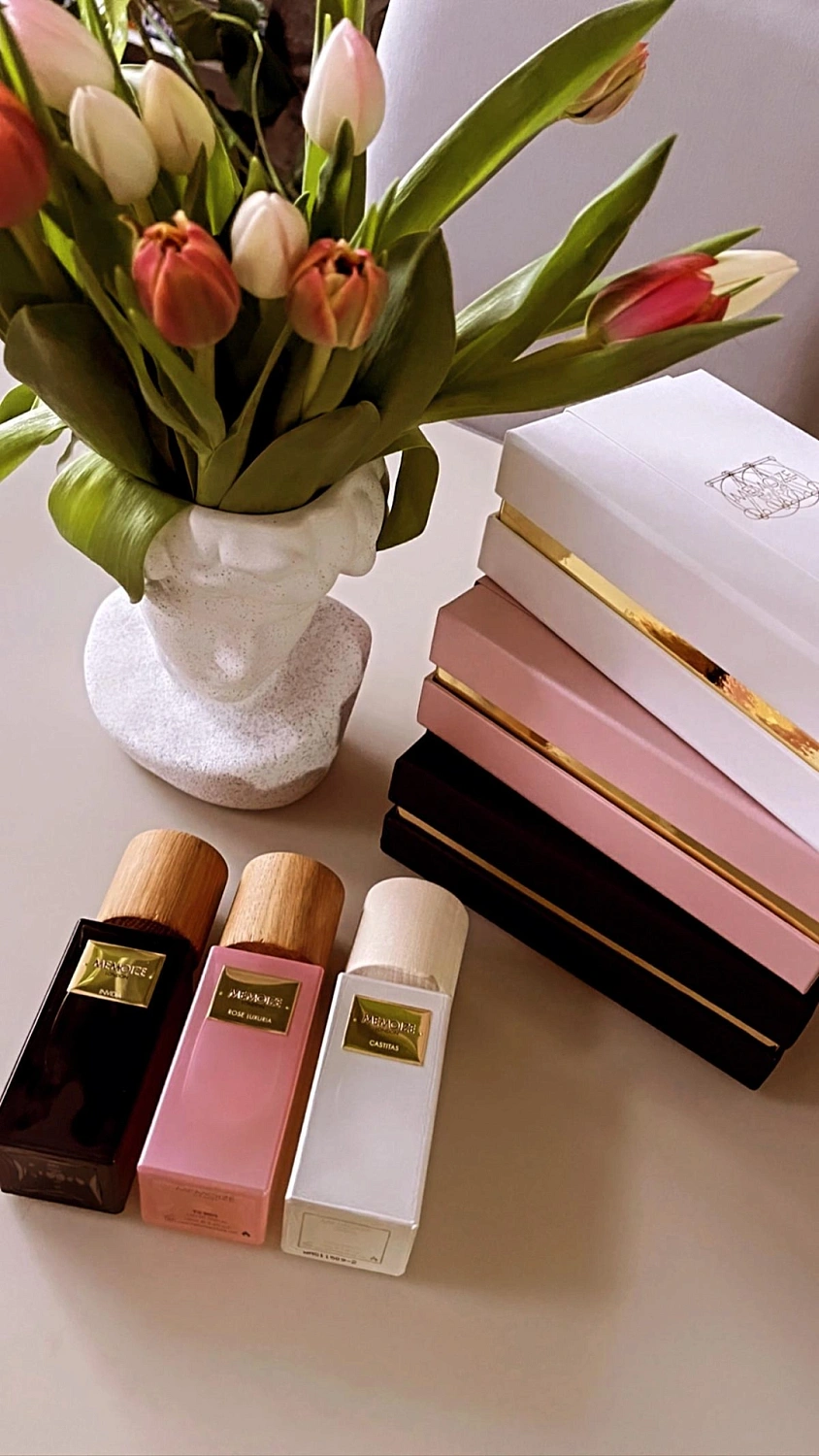 Memoize London Rose Luxuria