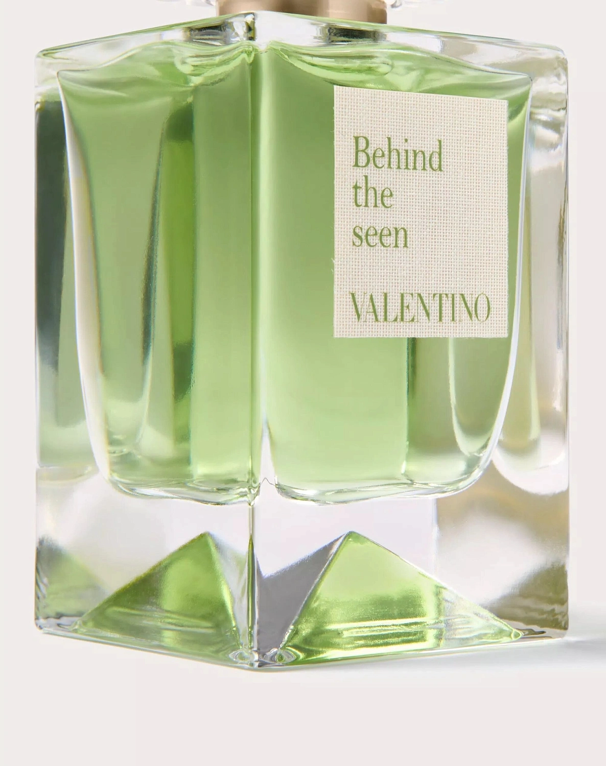 Valentino Behind The Seen