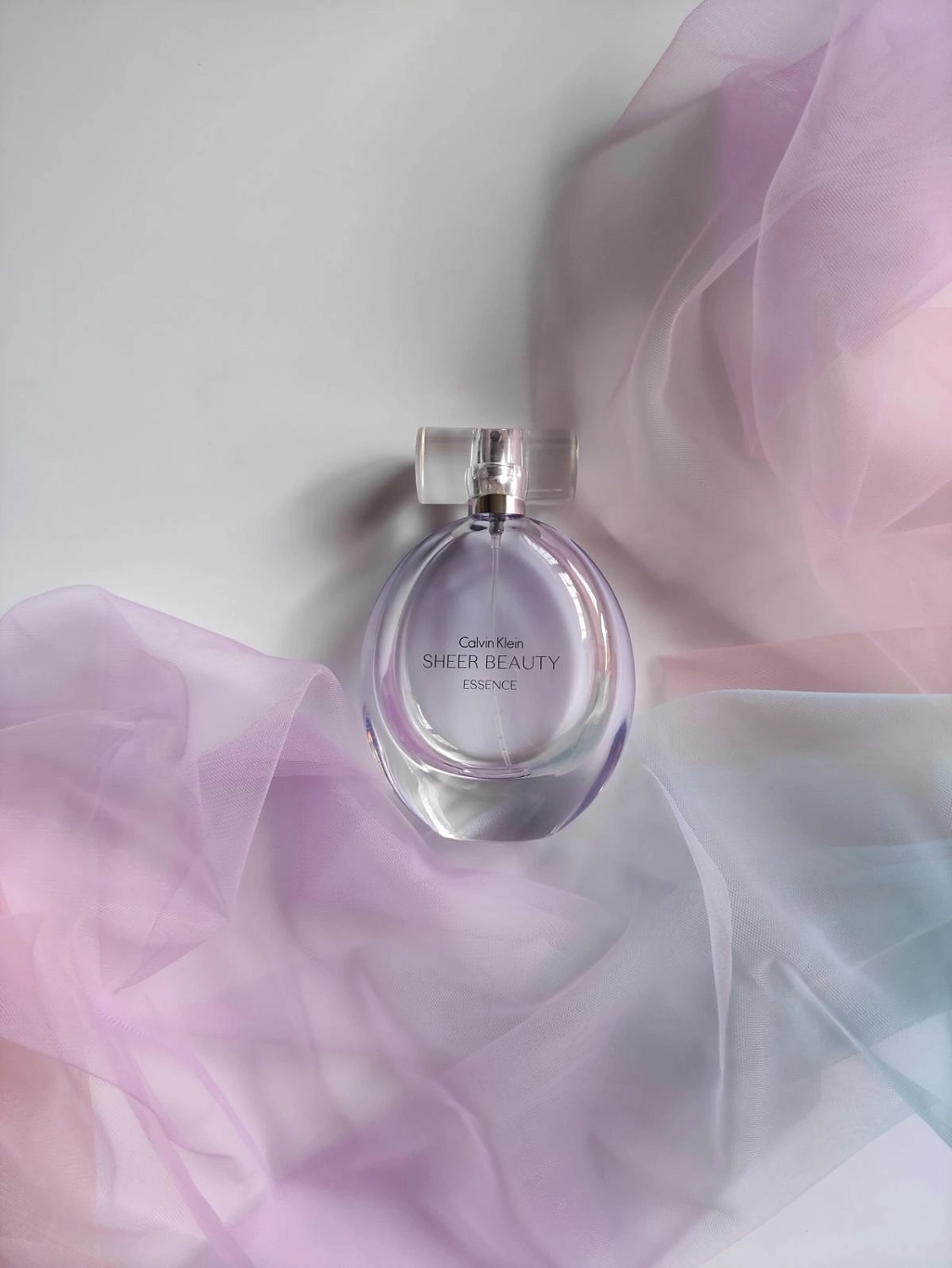CALVIN KLEIN Sheer Beauty Essence