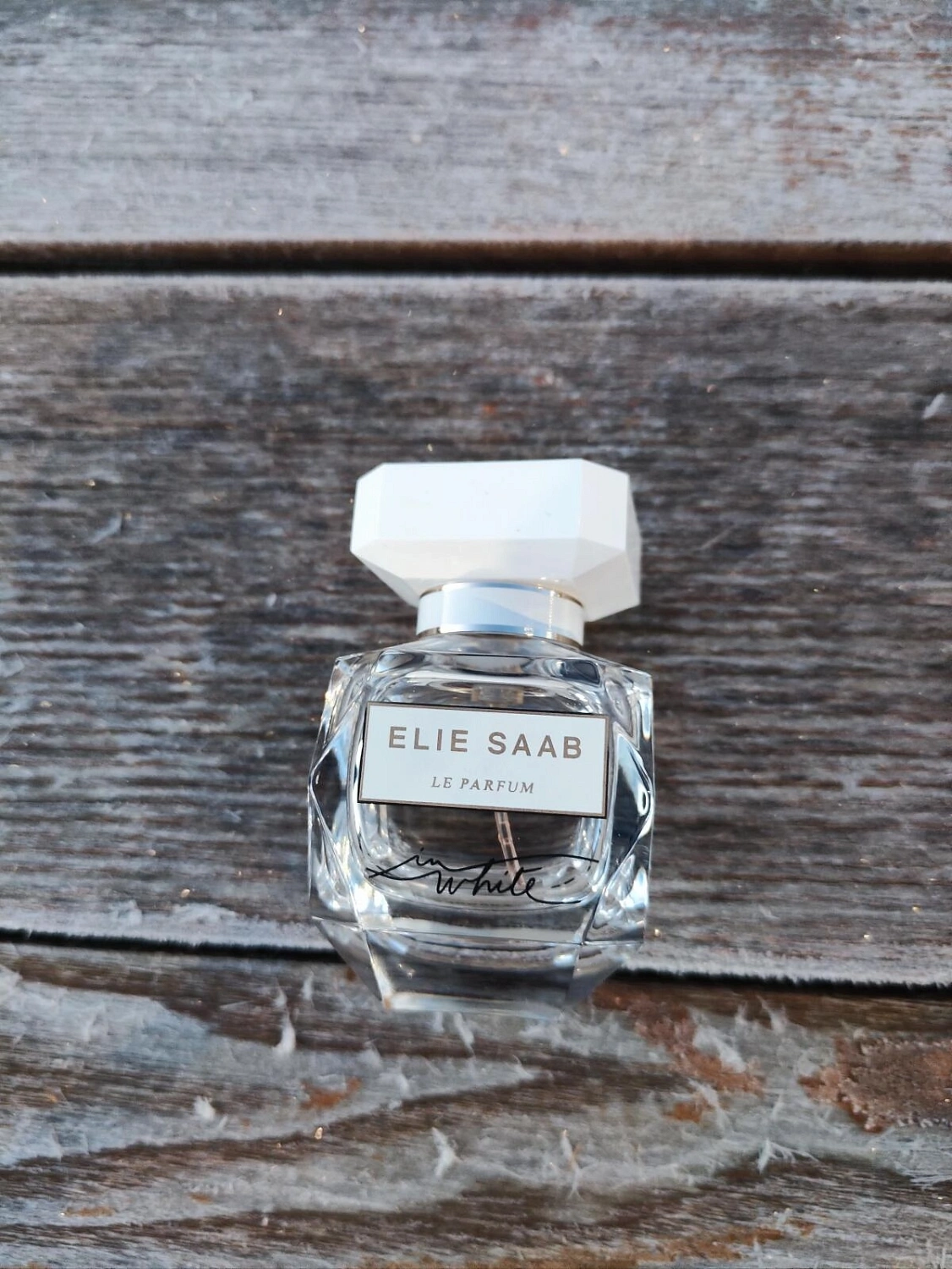 Elie Saab Le Parfum in White