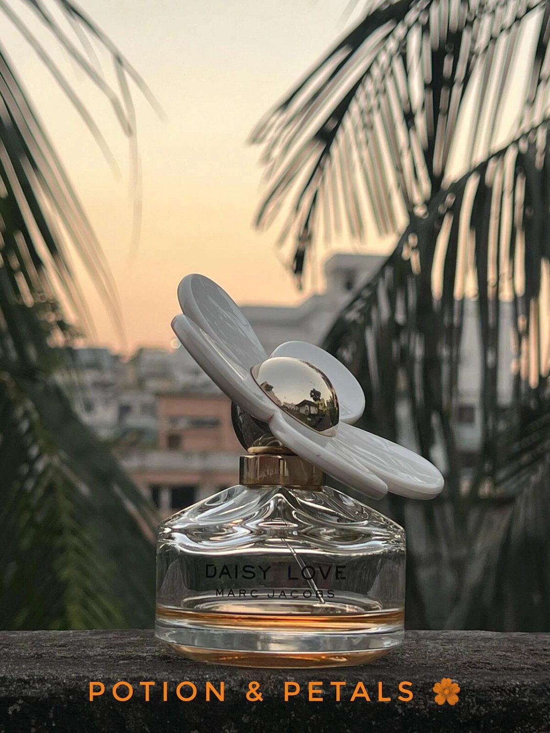 MARC JACOBS Daisy Love