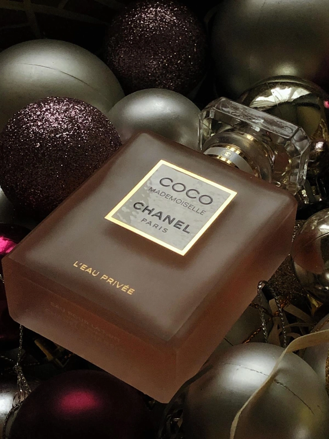Chanel Coco Mademoiselle L'Eau Privee Chanel Coco Mademoiselle L'Eau Privee