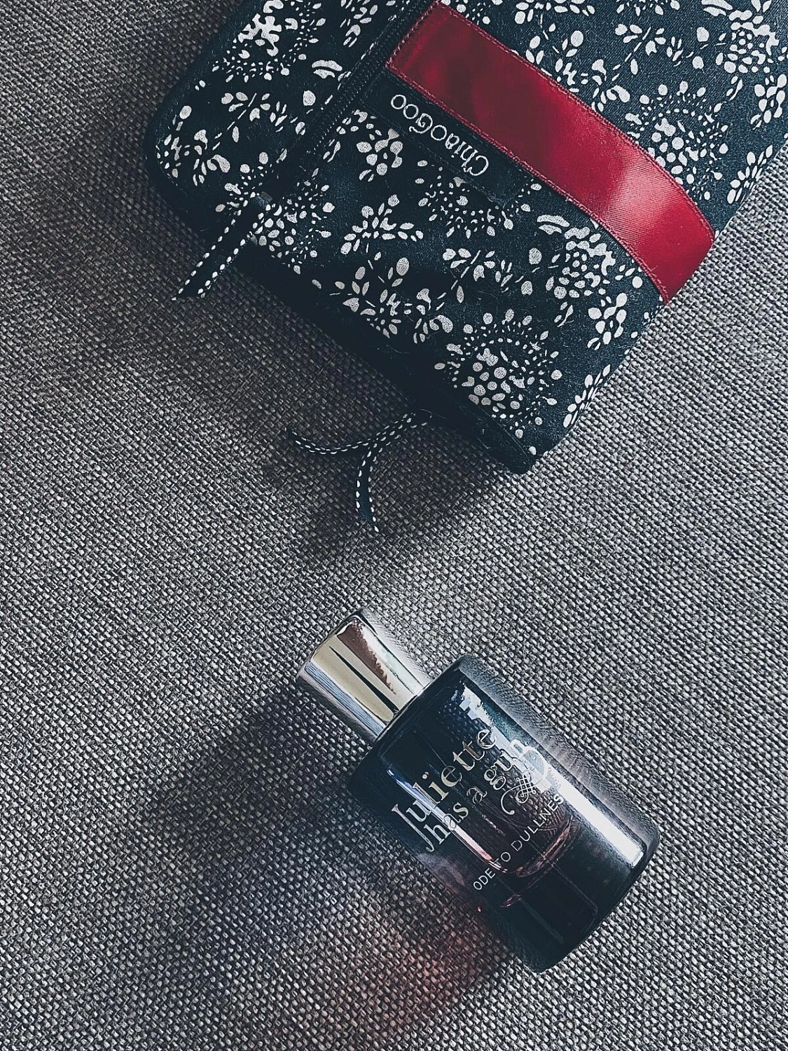 Juliette Has A Gun Ode To Dullness