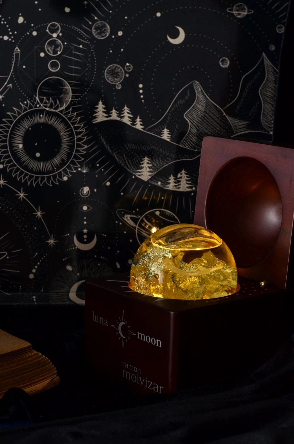 Ramon Molvizar Luna (Moon)