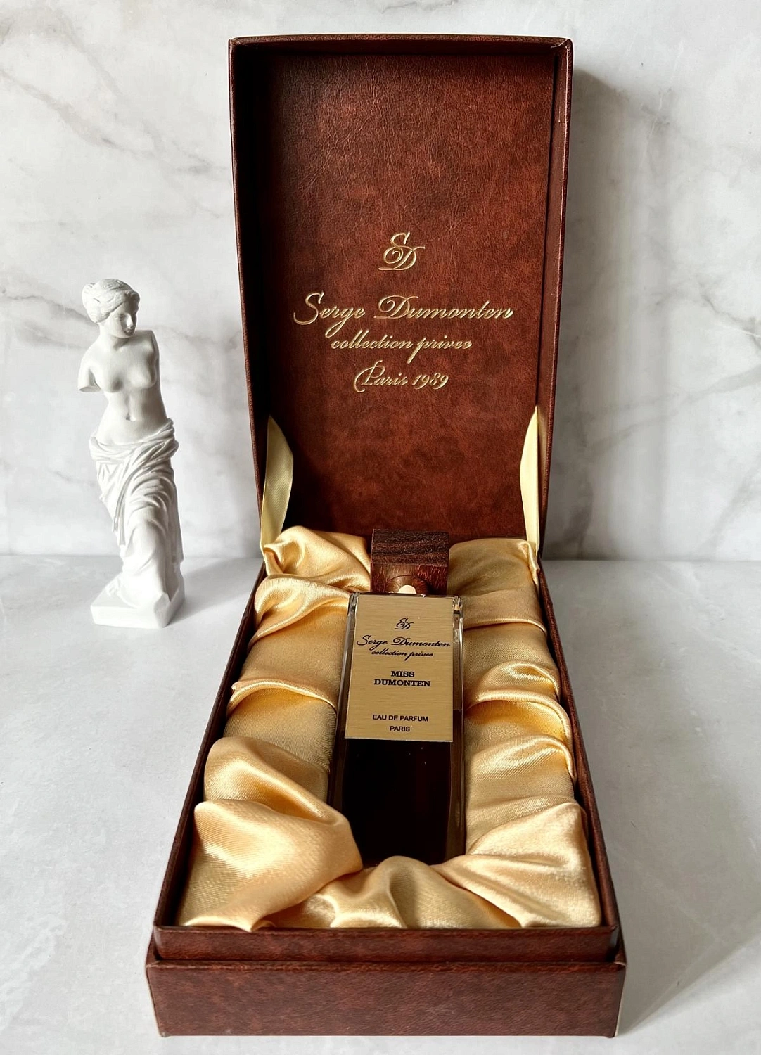 Serge Dumonten Miss Dumonten