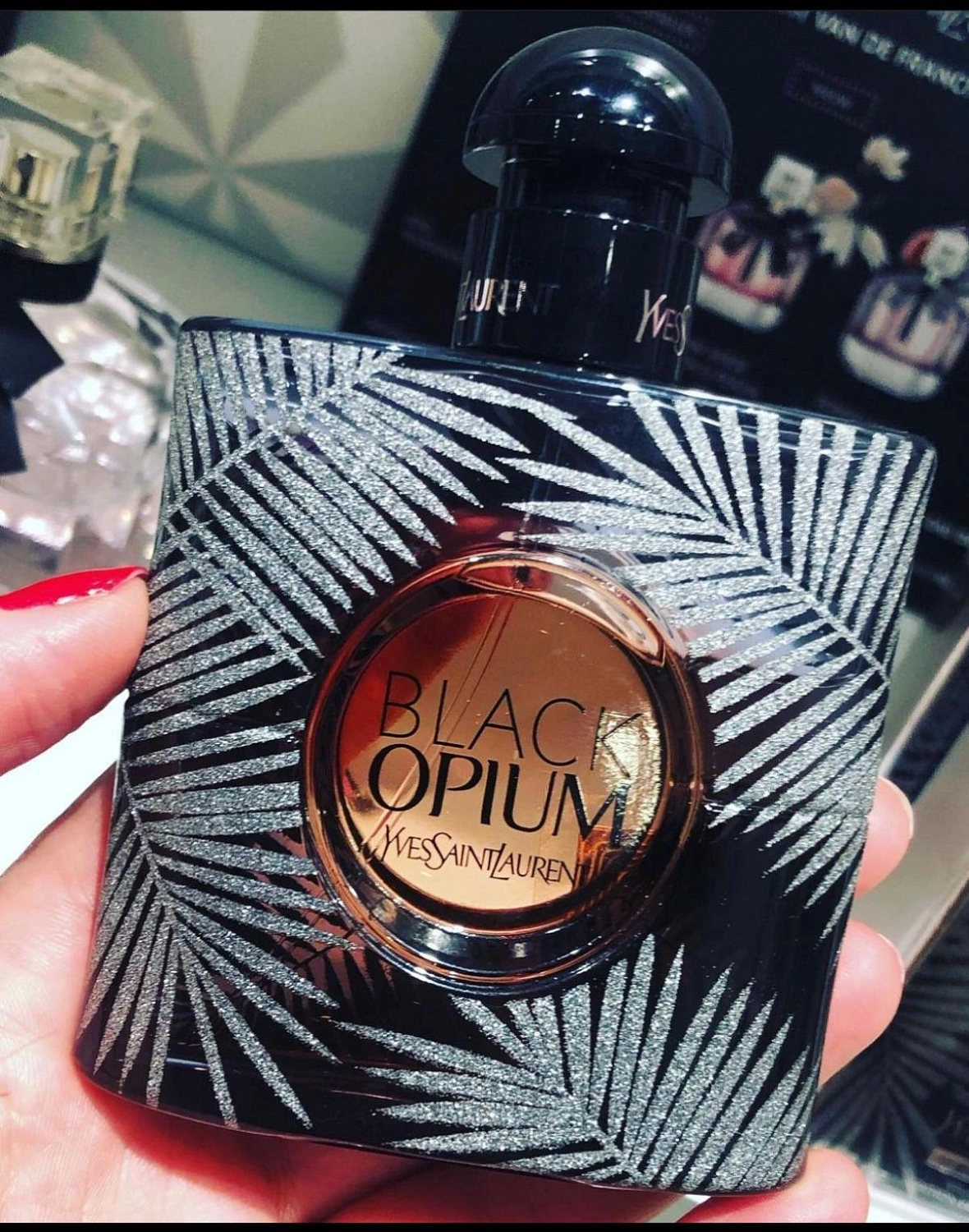 Yves Saint Laurent Black Opium Exotic Illusion