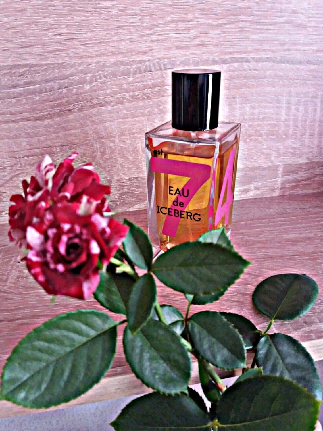 Eau de Iceberg Wild Rose