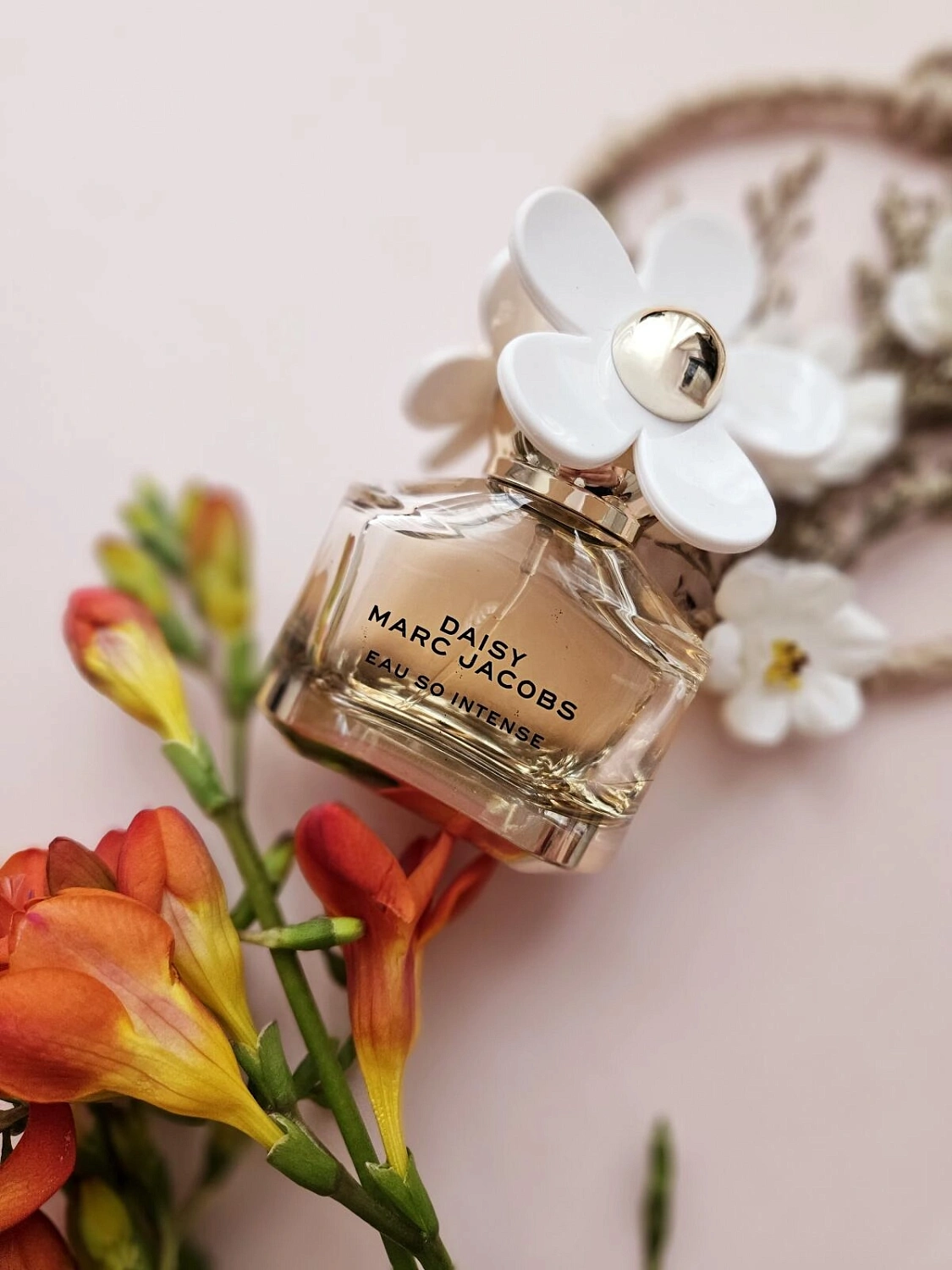 MARC JACOBS Daisy Eau So Intense MARC JACOBS Daisy Eau So Intense
