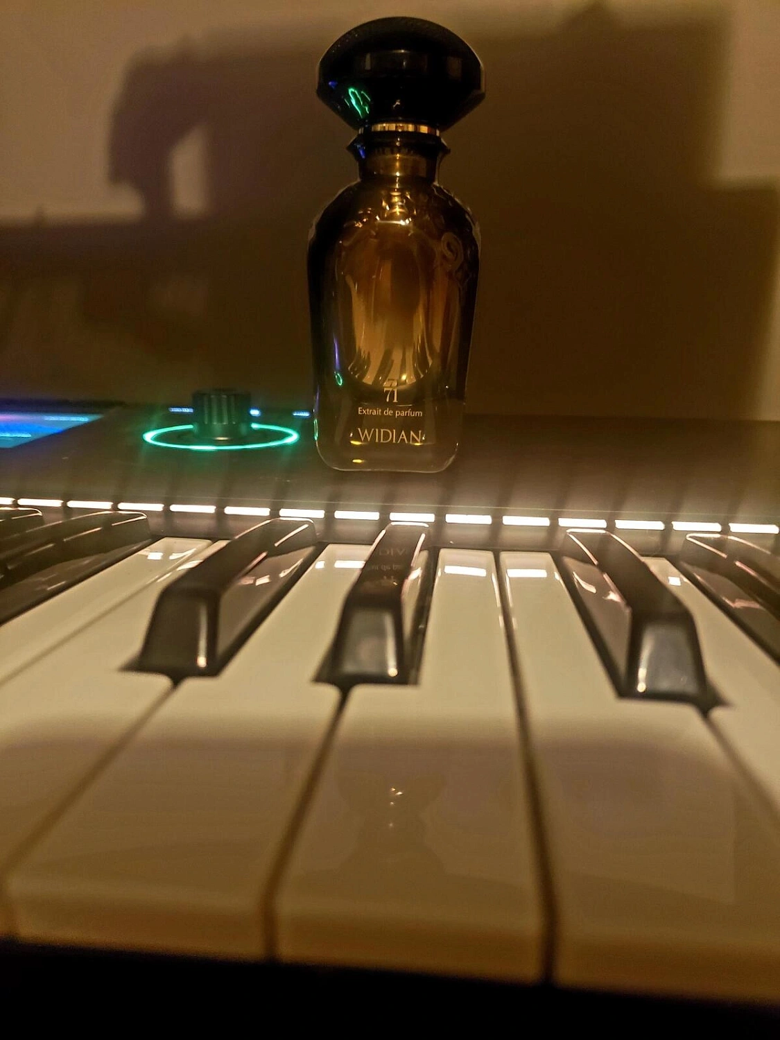 Aj Arabia Limited 71 Extrait de Parfum