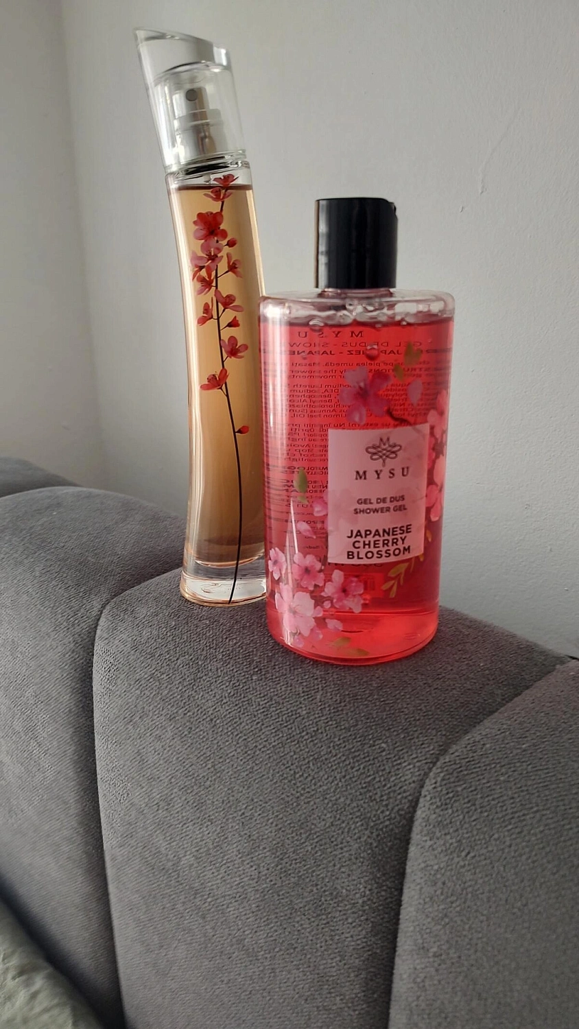 Flower Ikebana by Kenzo