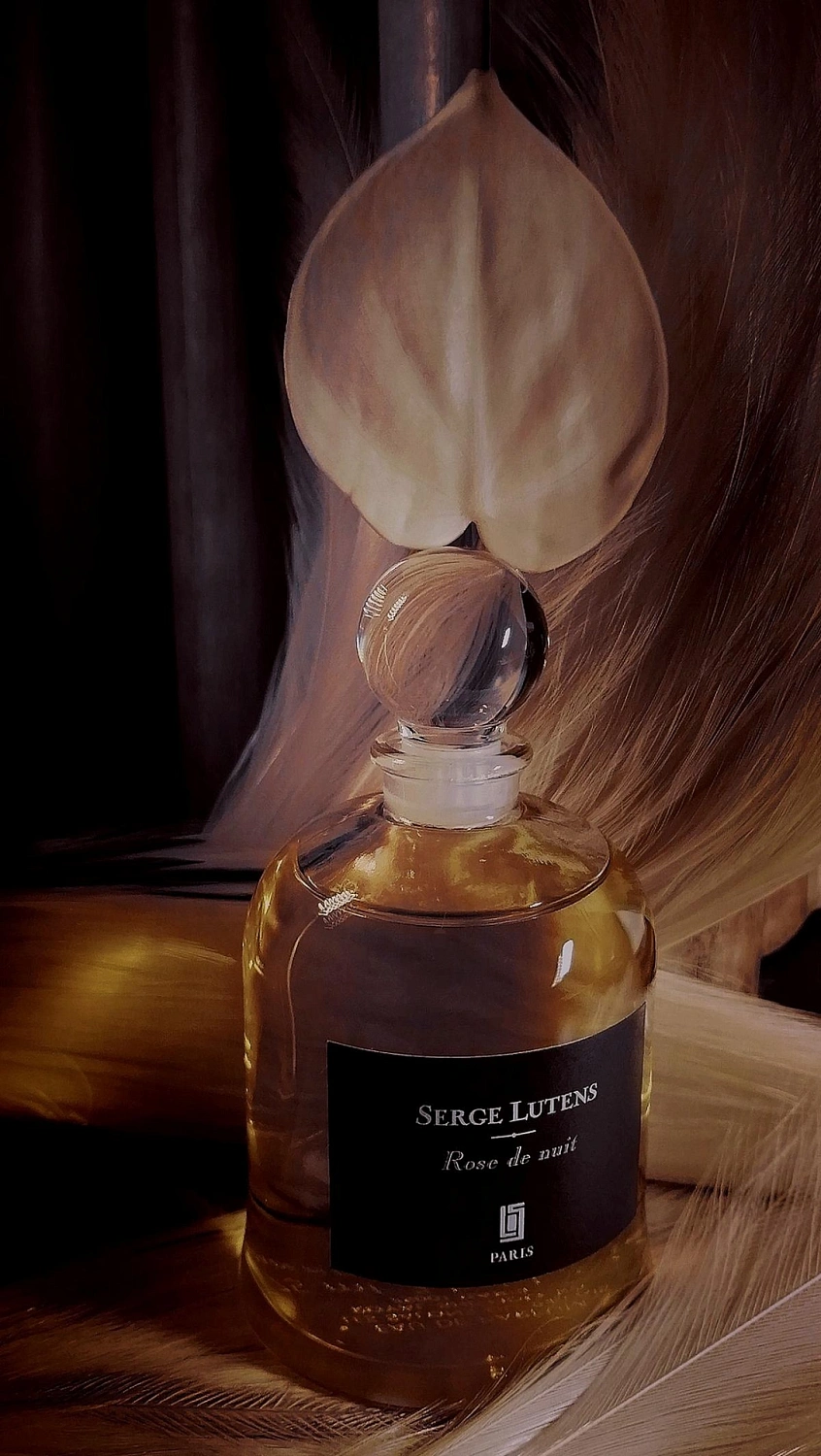 Serge Lutens Rose de Nuit