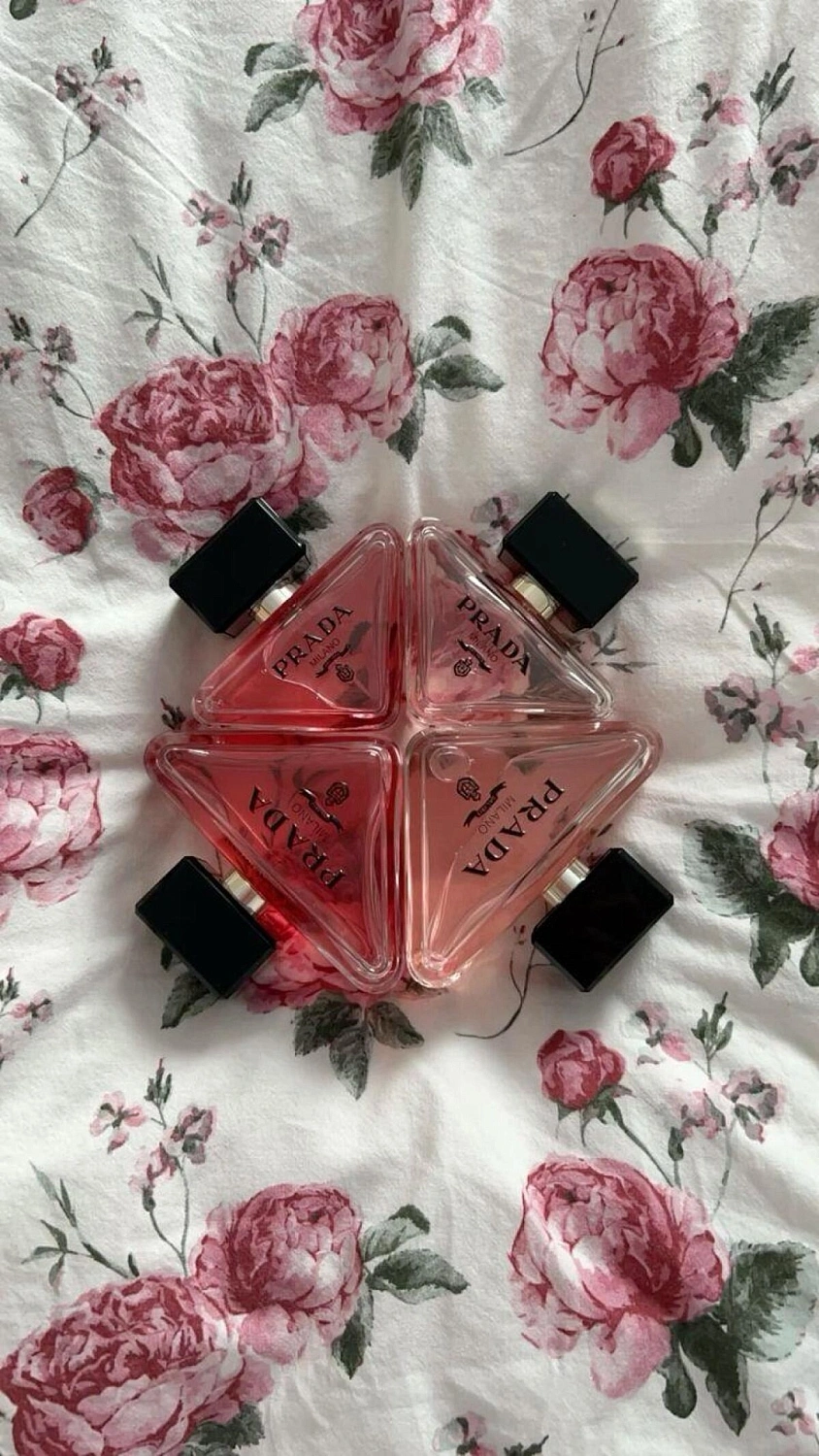 Prada Paradoxe Radical Essence