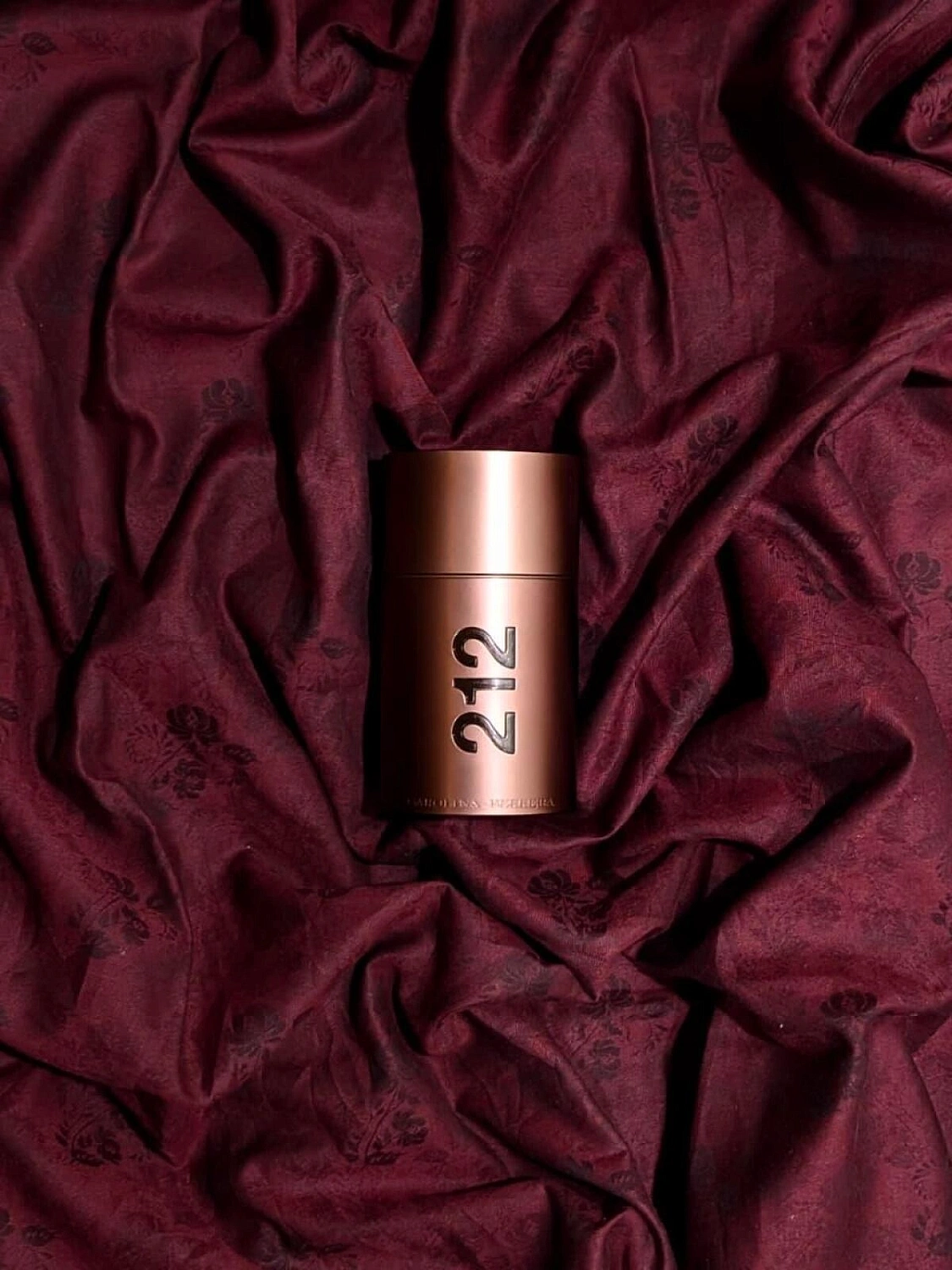 CAROLINA HERRERA 212 Sexy Men