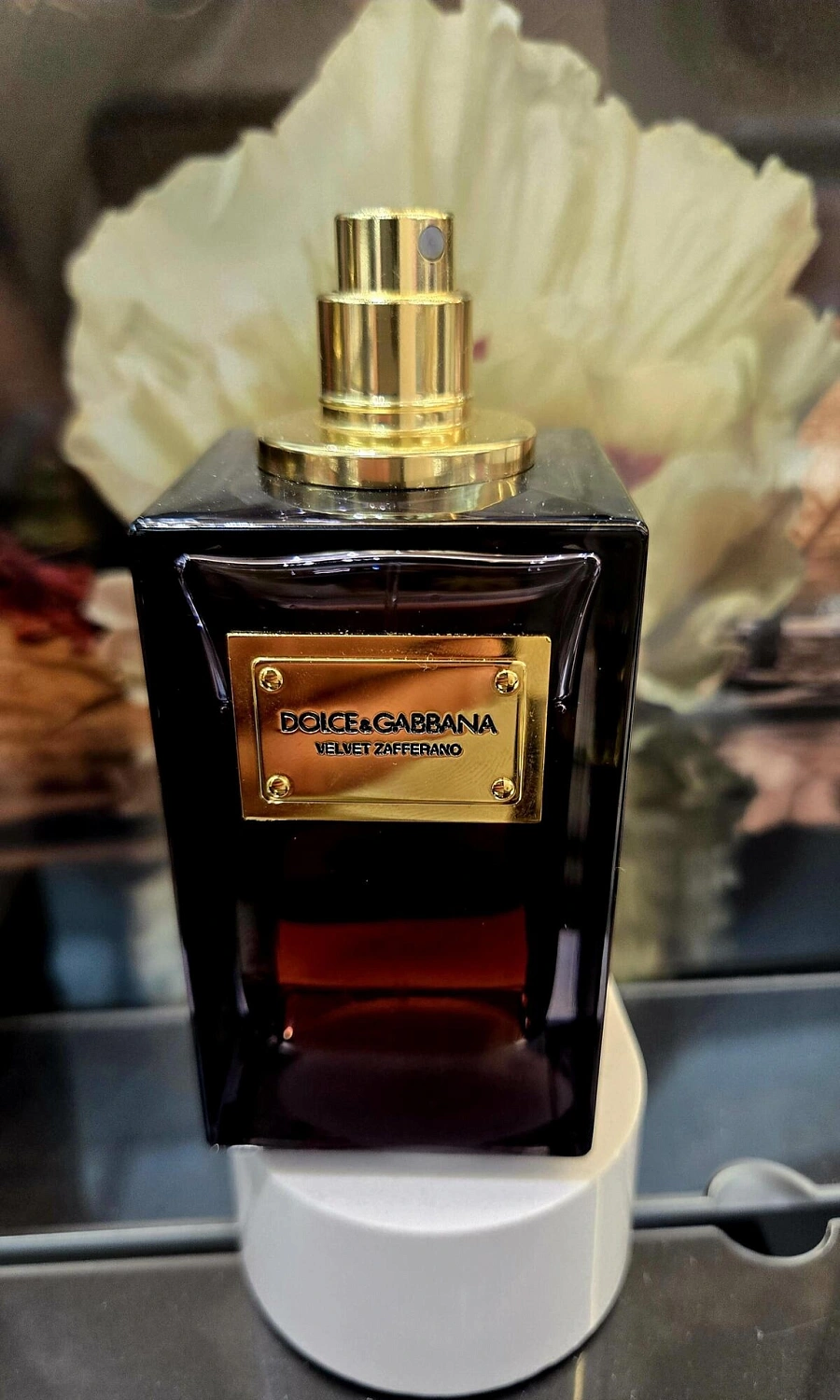 DOLCE & GABBANA Velvet Zafferano