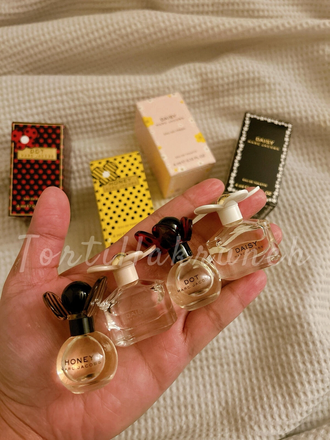 MARC JACOBS Dot MARC JACOBS Dot