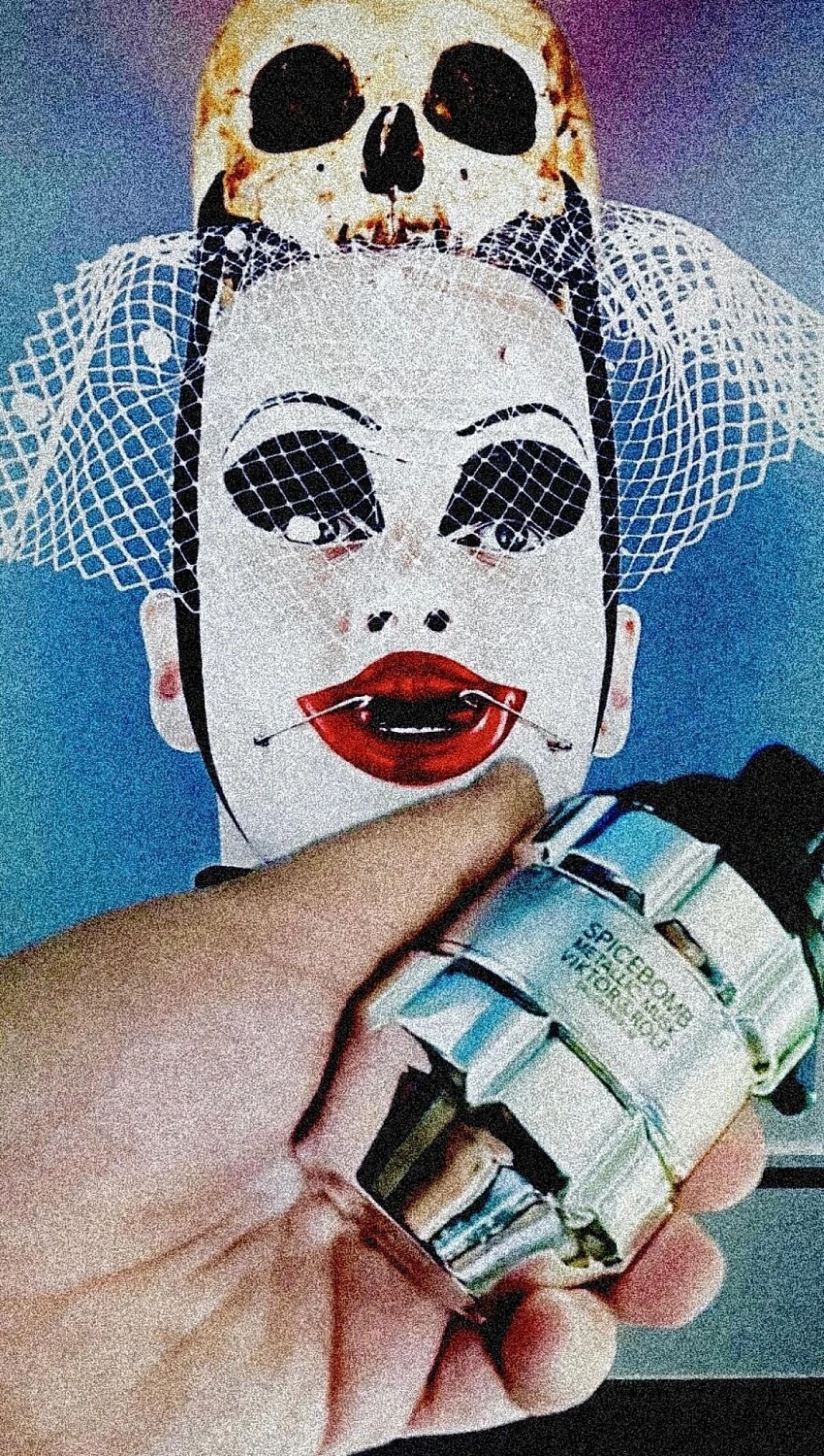 Viktor & Rolf Spicebomb Metallic Musk