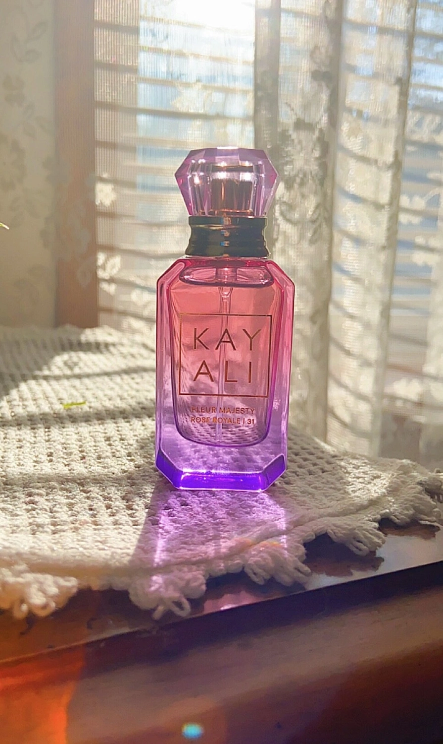 KAYALI Fleur Majesty Rose Royale 31