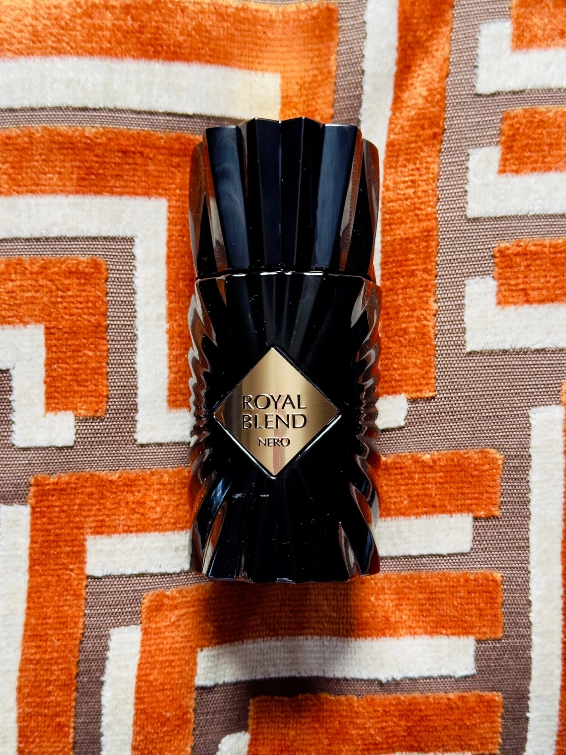 Fragrance World Royal Blend Nero