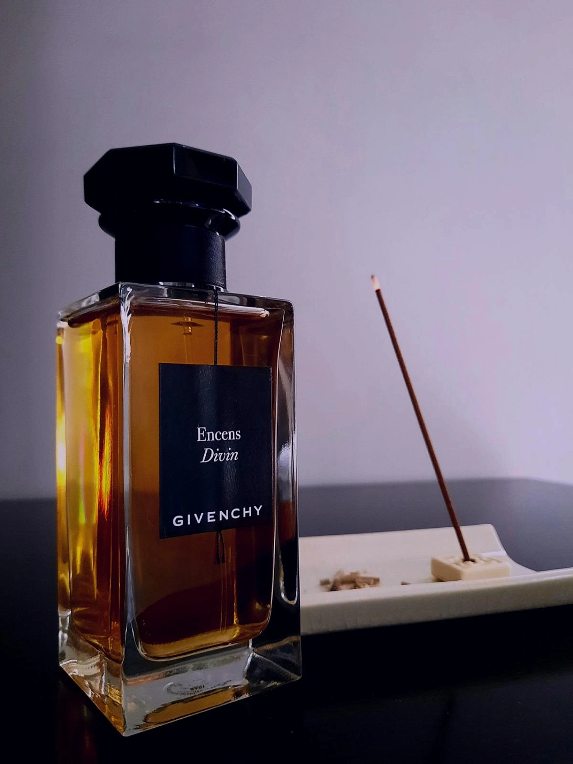 GIVENCHY Ences Divin