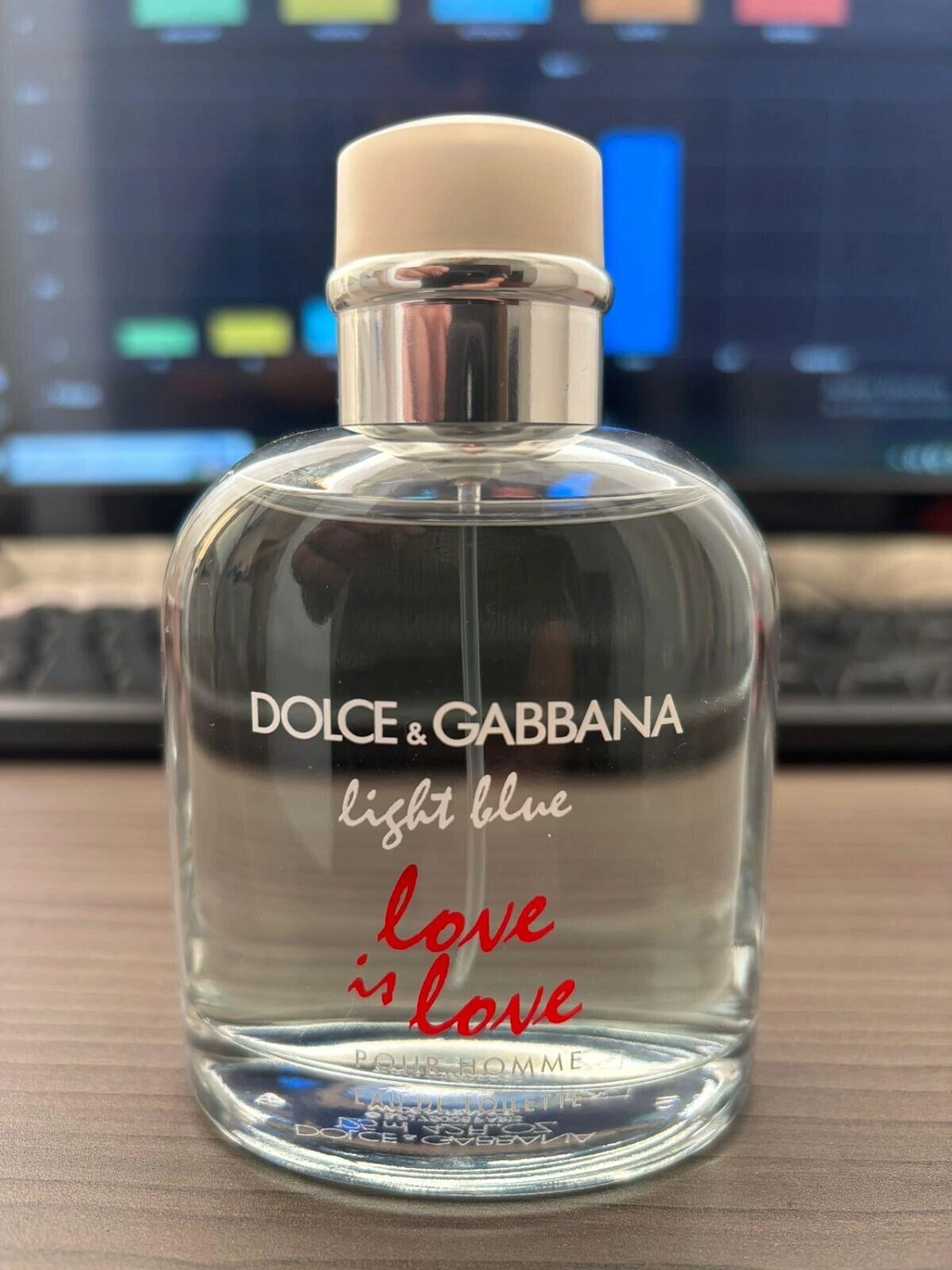 DOLCE & GABBANA Light Blue Love Is Love Pour Homme DOLCE & GABBANA Light Blue Love Is Love Pour Homme