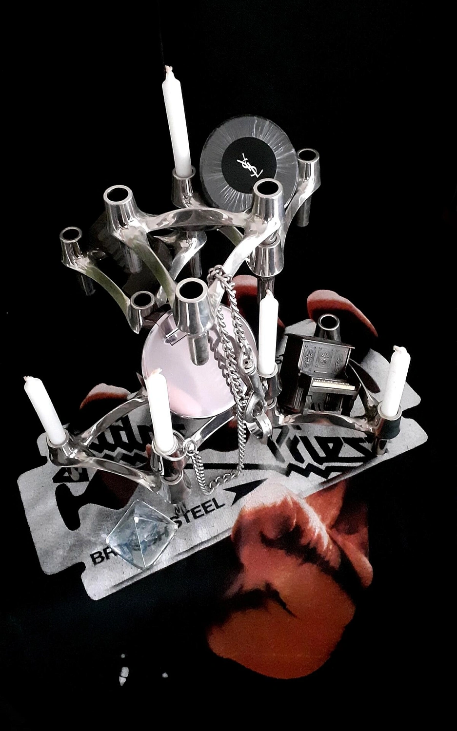 Yves Saint Laurent Nu