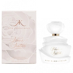 Kim Kardashian Fleur Fatale