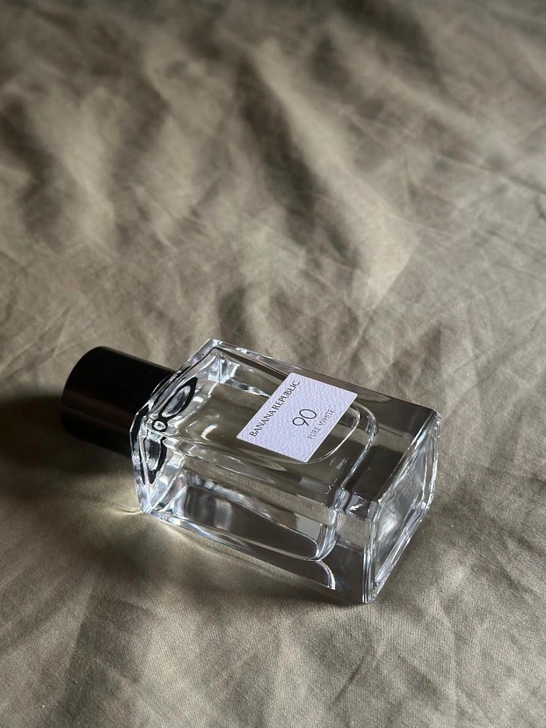 Banana Republic 90 Pure White