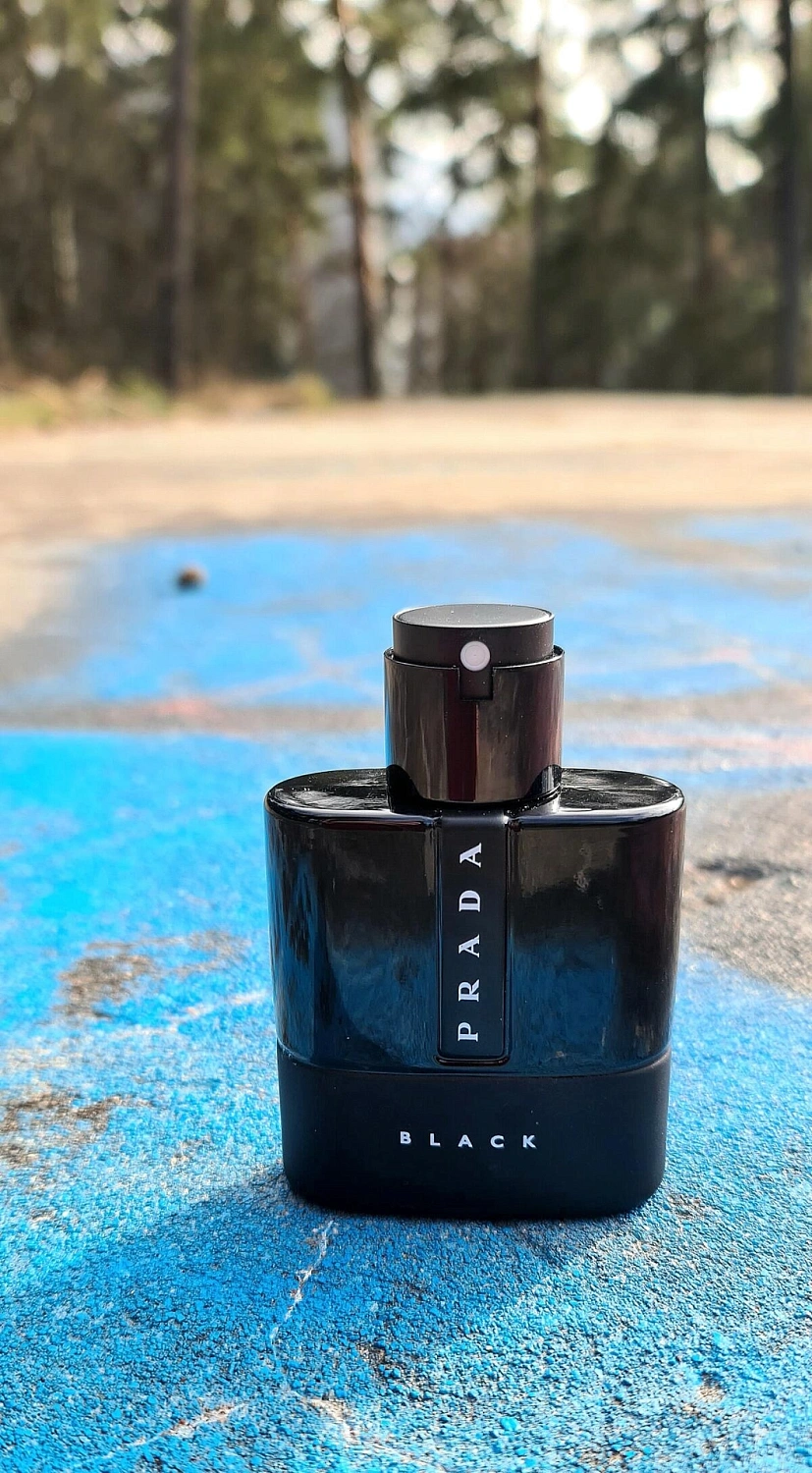 Prada Luna Rossa Black