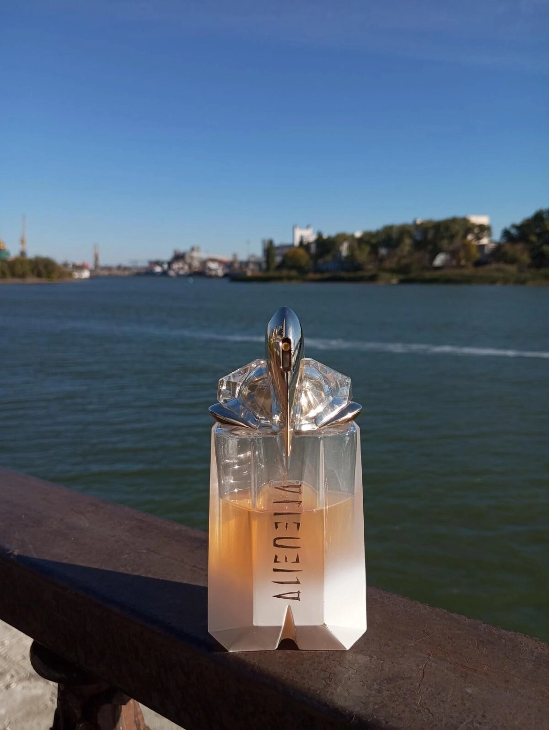 MUGLER Alien Eau Sublime