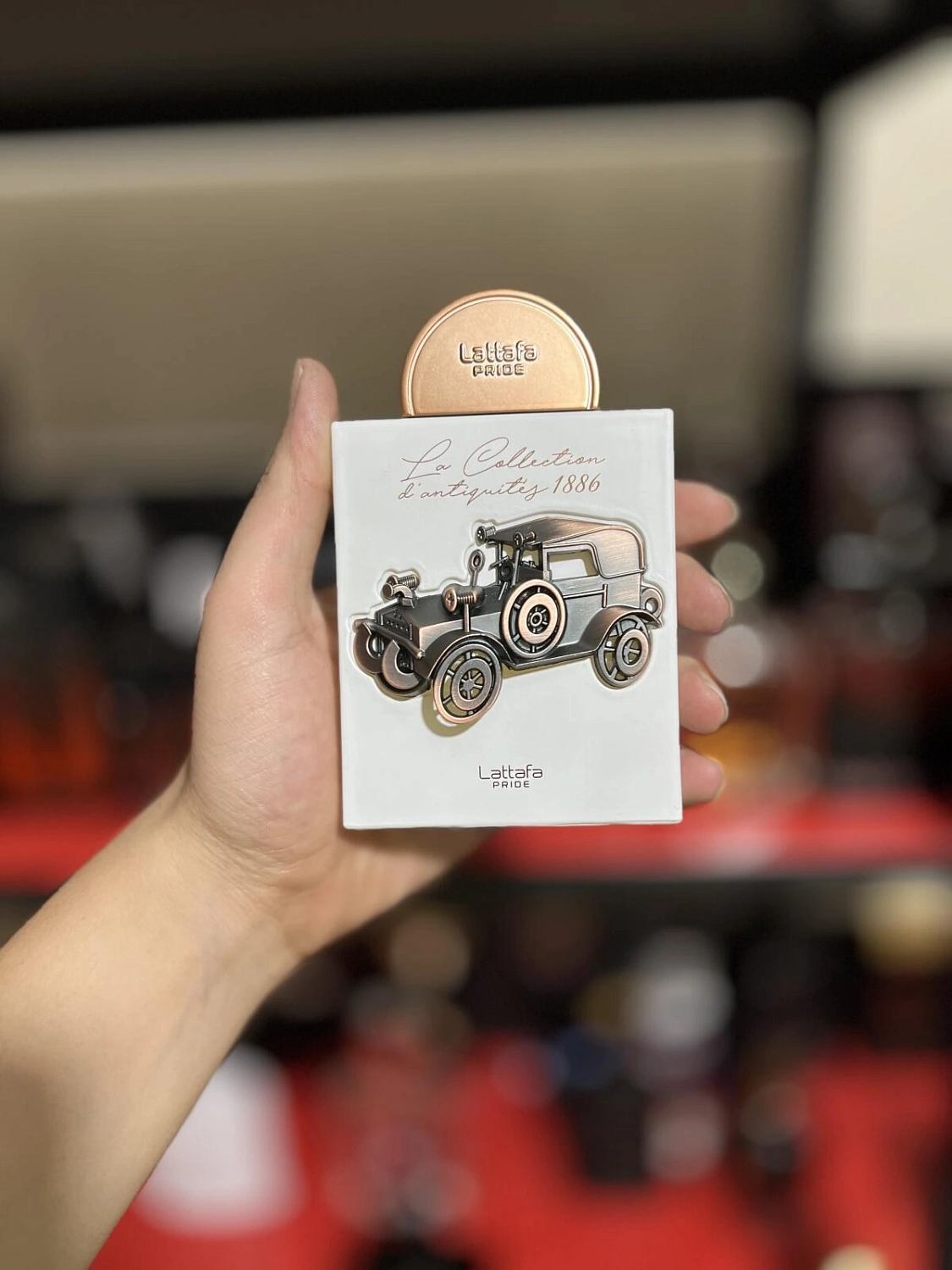 Lattafa La Collection D'antiquites 1886