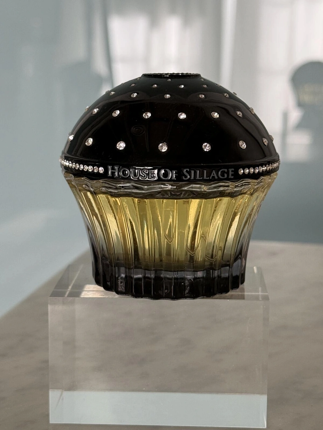 House Of Sillage Nouez Moi