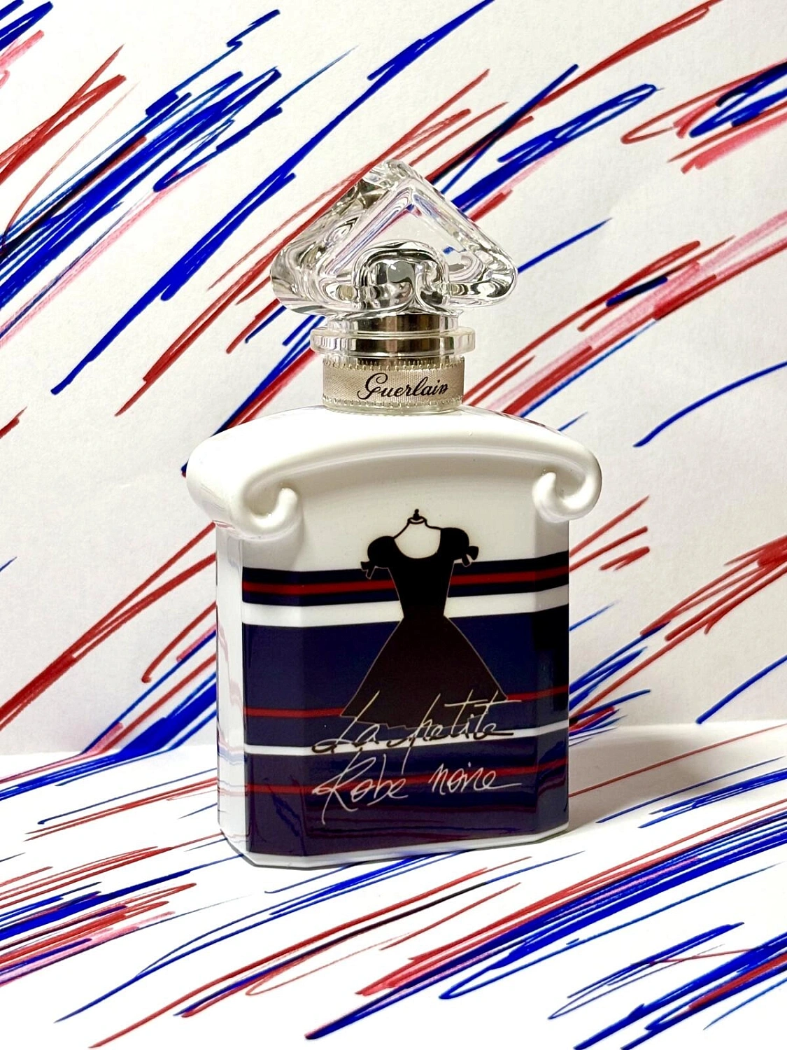 Guerlain La Petite Robe Noire Eau de Parfum So Frenchy Guerlain La Petite Robe Noire Eau de Parfum So Frenchy