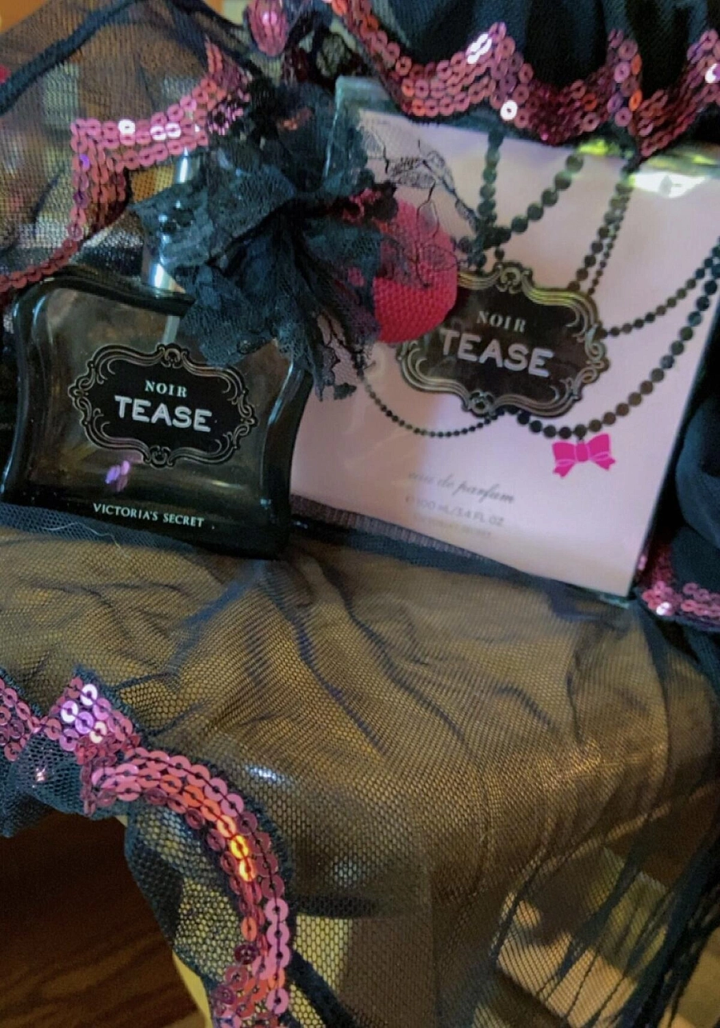 Victoria`s Secret Sexy Little Things Noir Tease