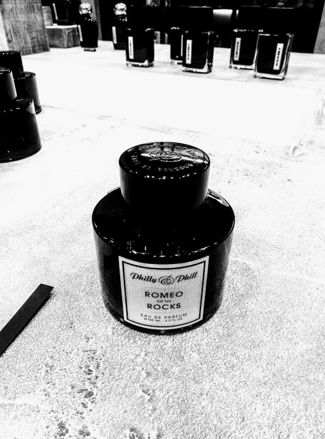 Philly&Phill Romeo on the Rocks (Grey)