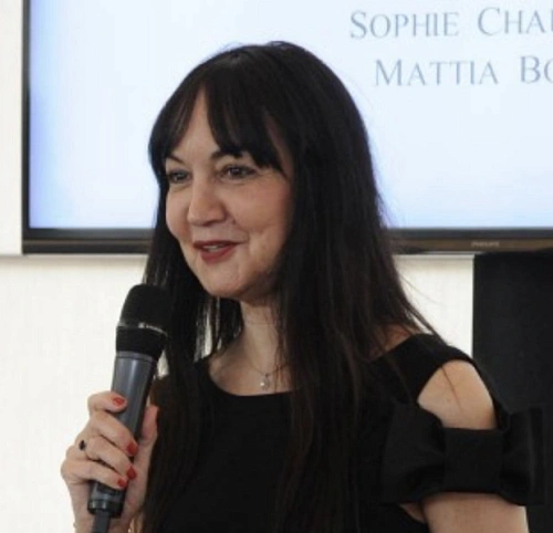 Открыть Sophie Chabaud (Софи Шабо) Открыть Sophie Chabaud (Софи Шабо)