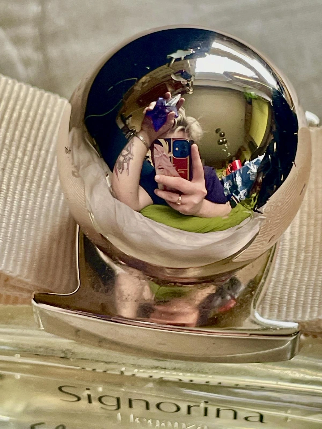 Salvatore Ferragamo Signorina Eleganza