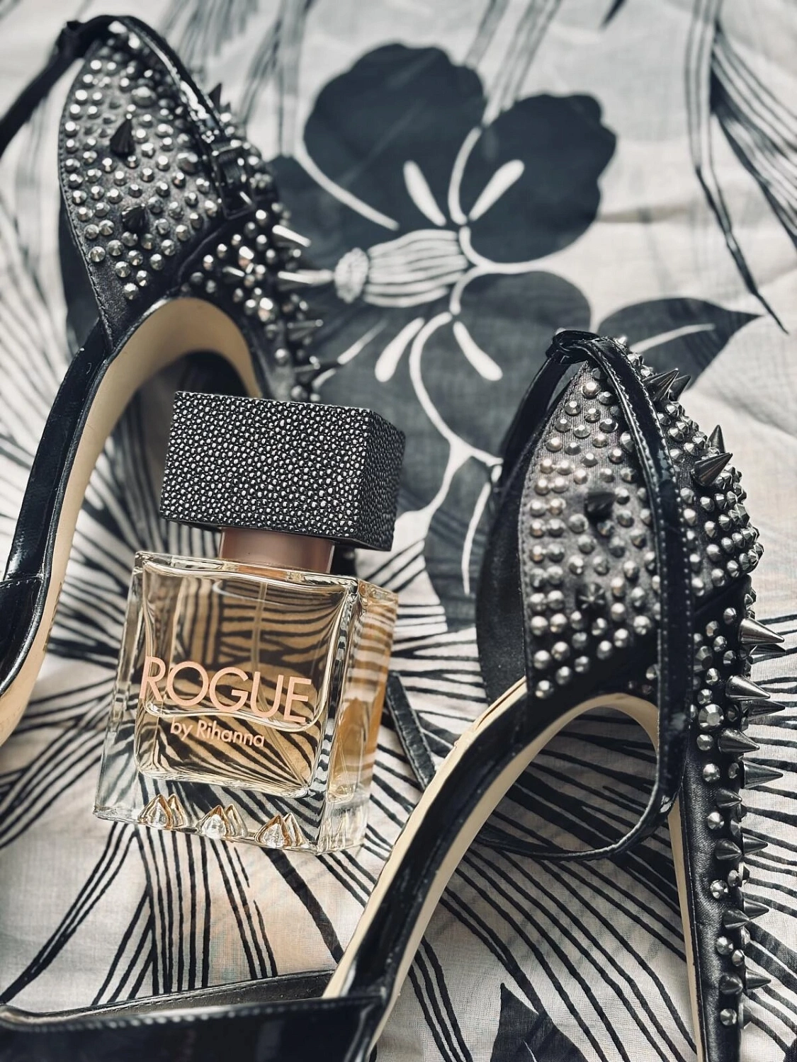 Rihanna Rogue