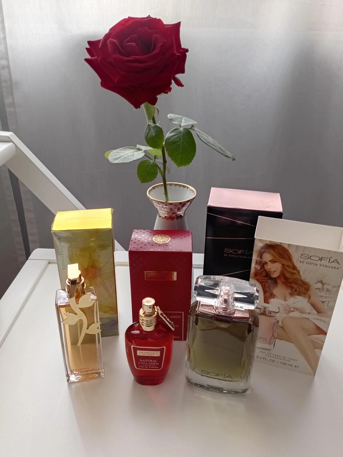 Ella Mikao Yujin Bouquet Yellow Limited Edition Ella Mikao Yujin Bouquet Yellow Limited Edition