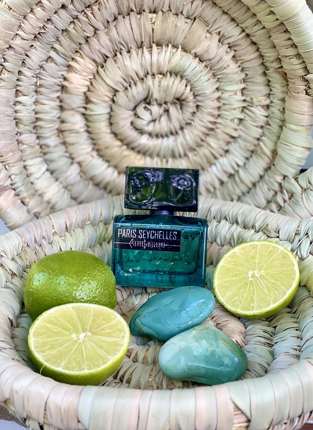 Pierre Guillaume Appelez-Moi Seychelles