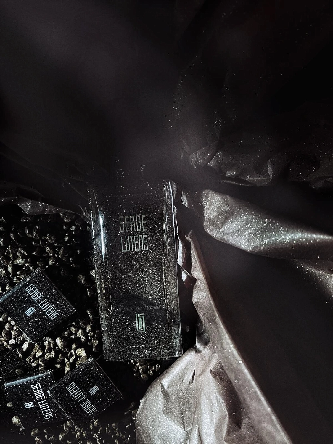 Serge Lutens Ecrin De Fumee