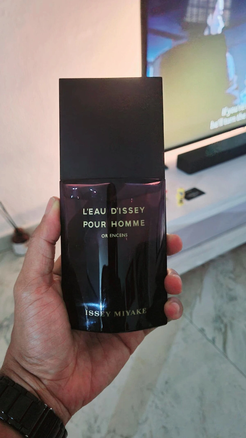 Issey Miyake L’Eau d’Issey Pour Homme Or Encens Issey Miyake L’Eau d’Issey Pour Homme Or Encens