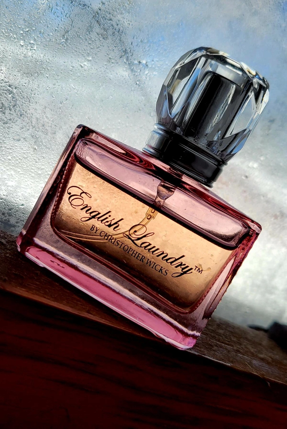 English Laundry Signature for her