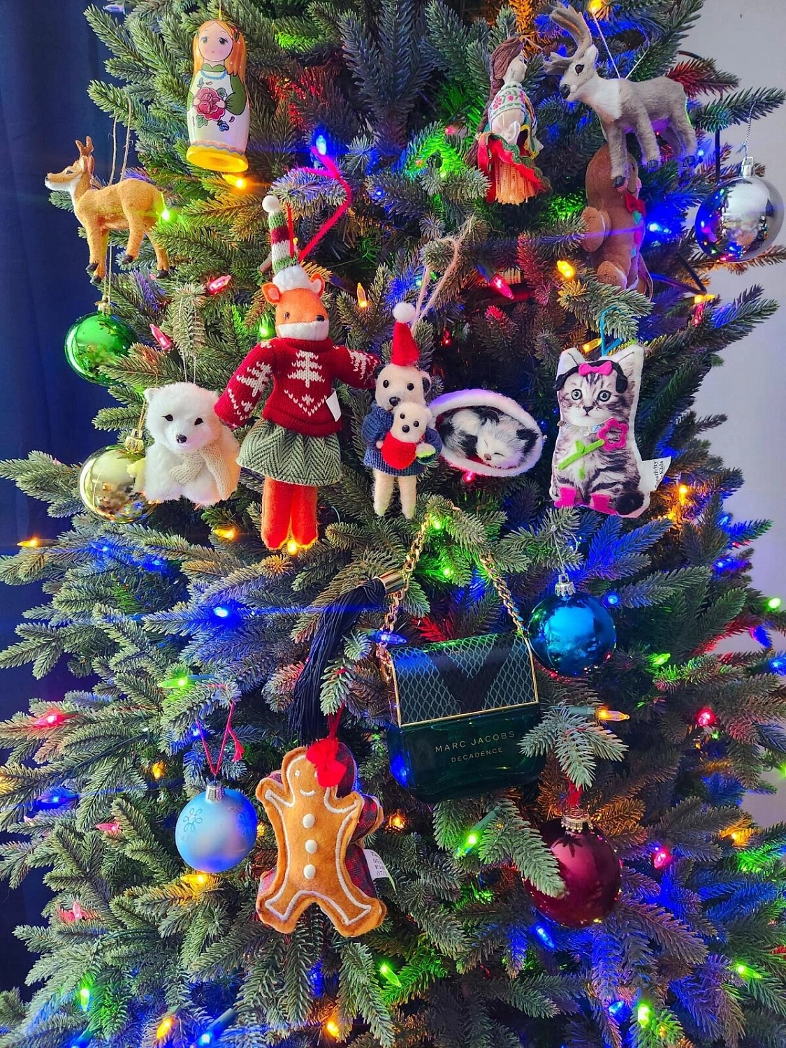 MARC JACOBS Decadence