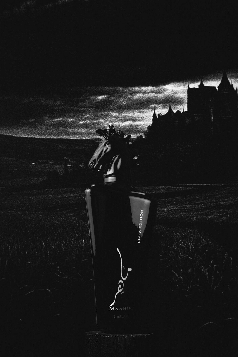 Lattafa Maahir Black Edition