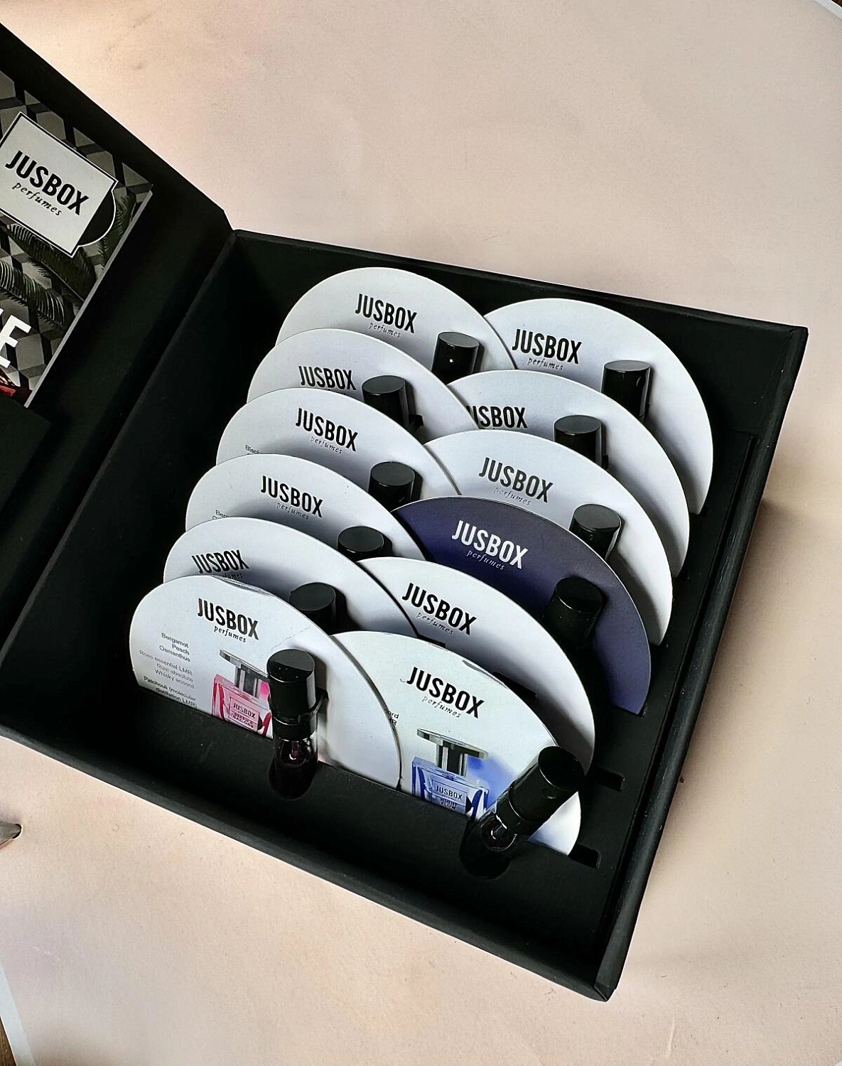 Jusbox Siren & Sailors